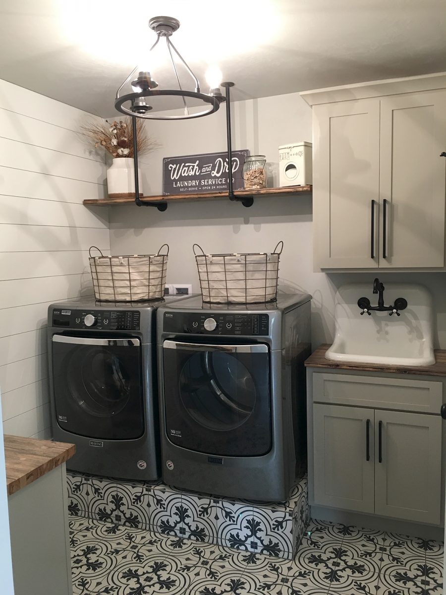 Laundry Room Magnolia