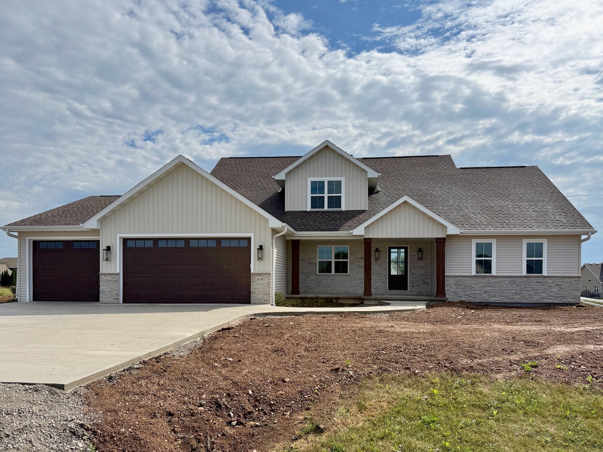 4190 N Rose Meadow Lane