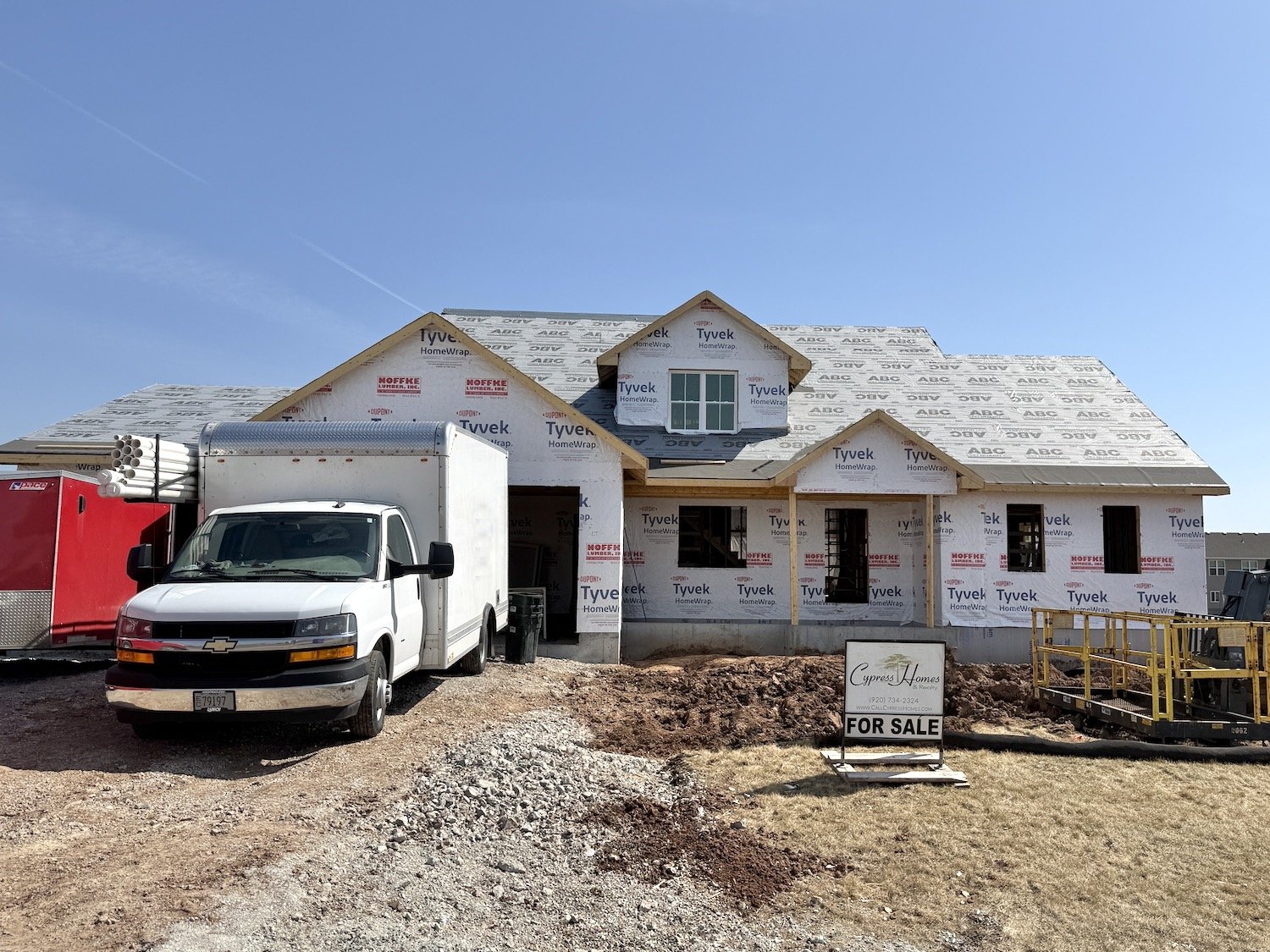 4190 N Rose Meadow Lane